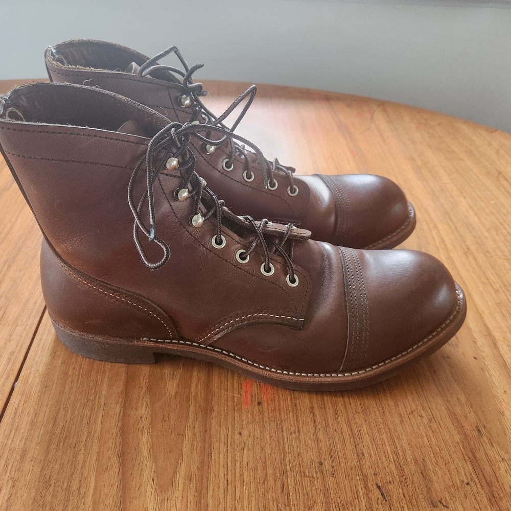 Red Wing Iron Ranger 8111